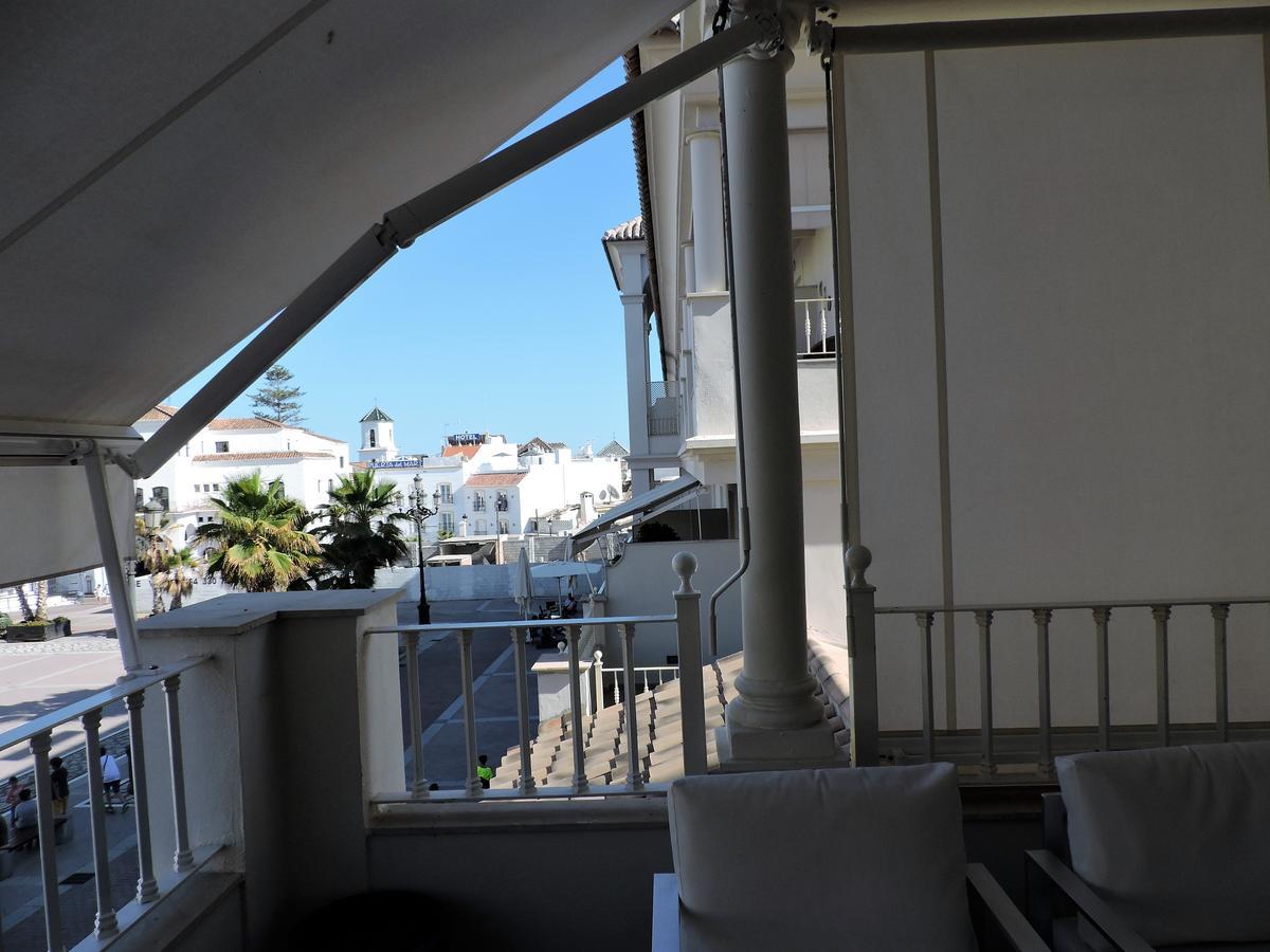 Plaza De Espana Boutique Apartment Nerja Luaran gambar